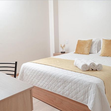 Hotel Bristool Parc - Departments & Suites 昆卡 外观 照片