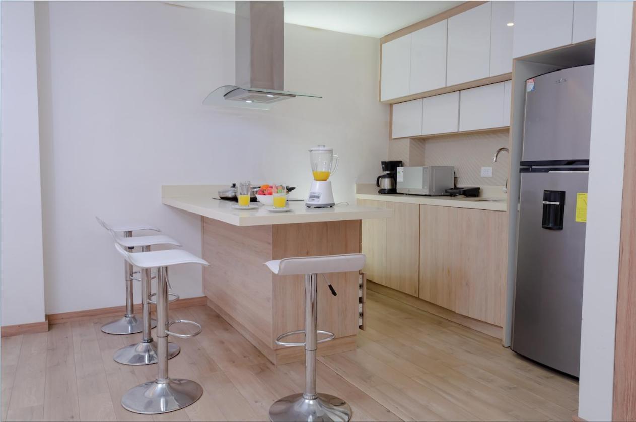 Hotel Bristool Parc - Departments & Suites 昆卡 外观 照片